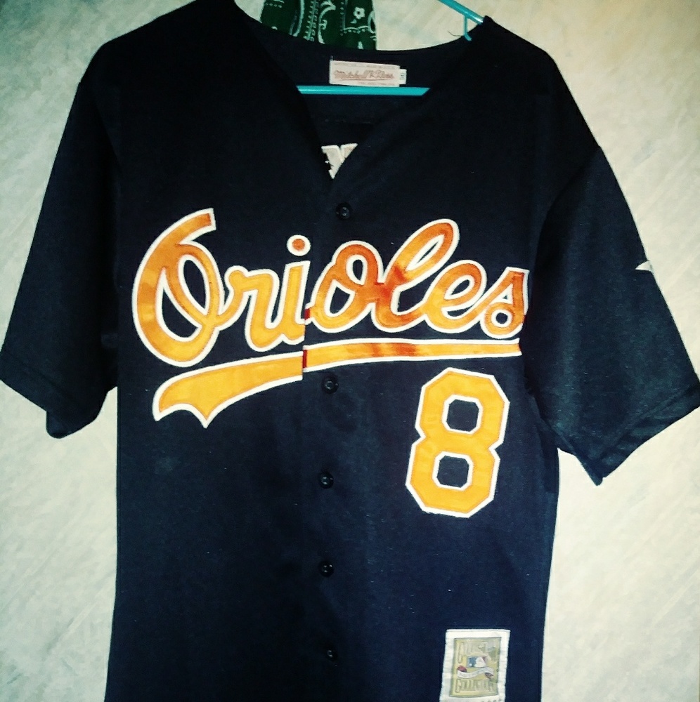 RARE BUTTON DOWN CAL RIPKEN JERSEY